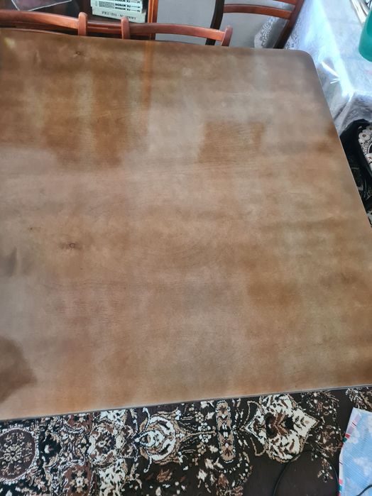 Продам деревянный стол по цене стула