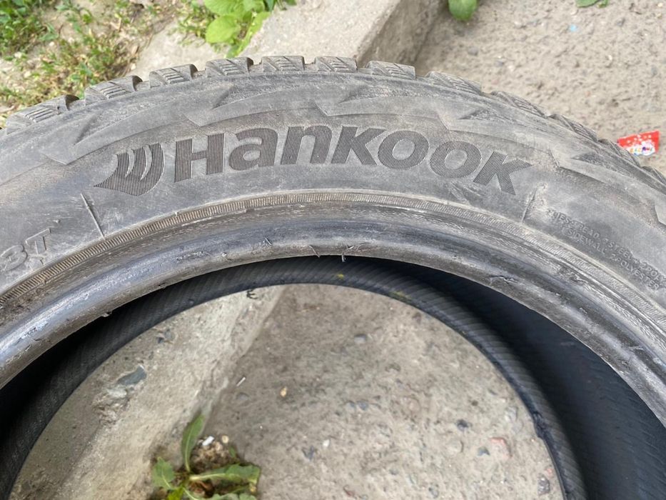 Продам дешево покрышки от Х5