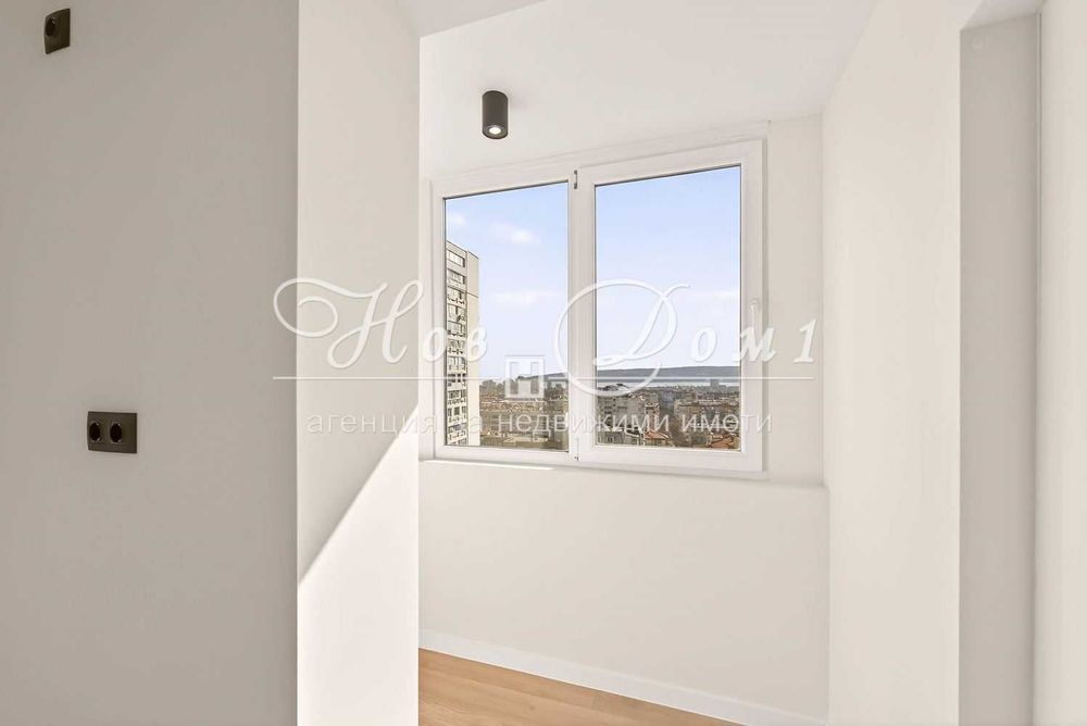 Продава се Тристаен апартамент в Варна, Левски - 70 кв.м за 1567 €/кв.м - Снимка #14