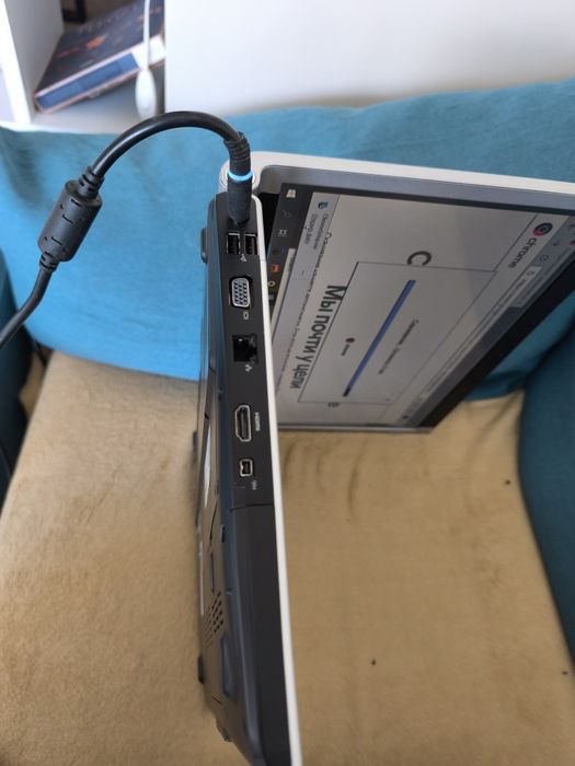 Ретро лаптоп Dell XPS M1530