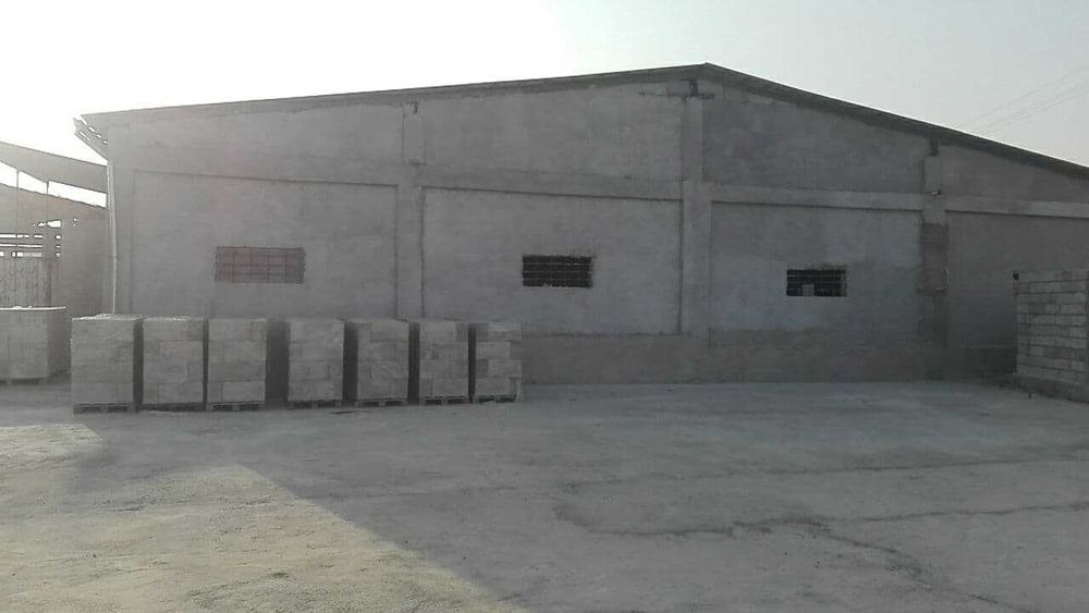 Продается производственное помещение 1600 кв.м и территория