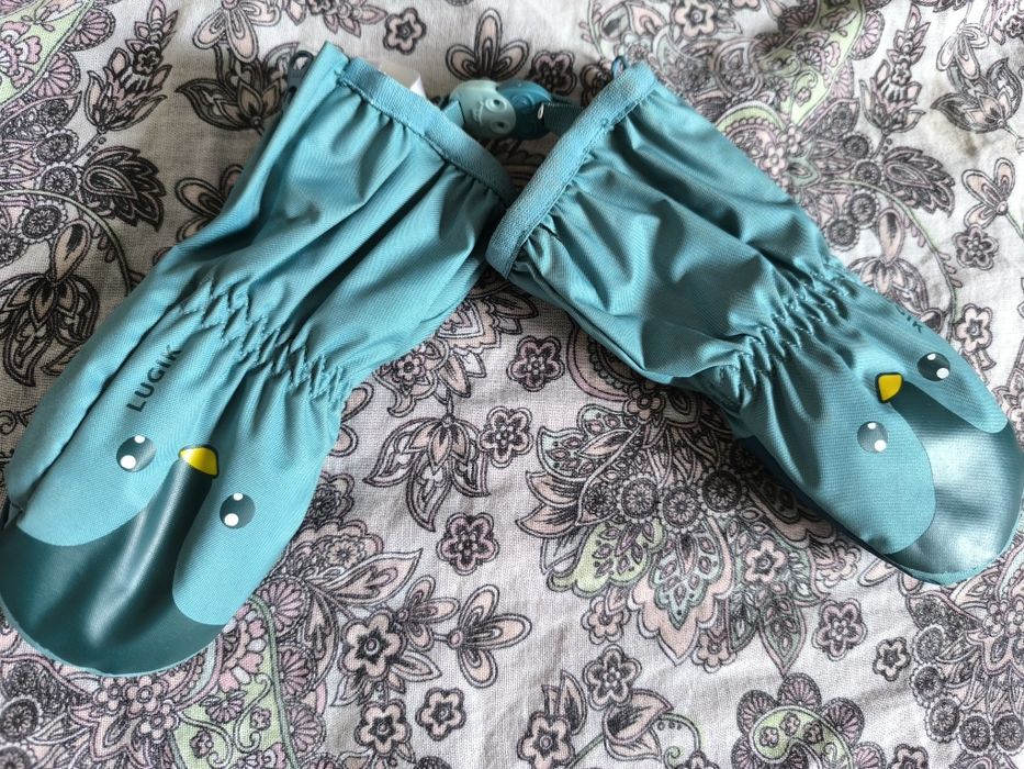 Зимно яке, ръкавици и ботушки от Декатлон