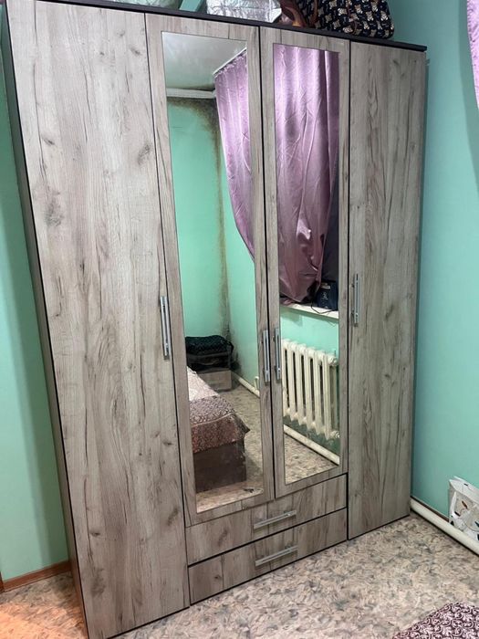 Продам Спальный гарнитур