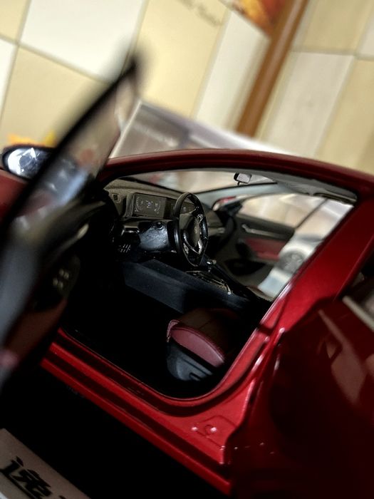 Коллеционная машинка JAC