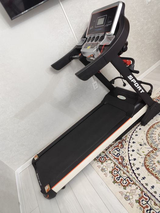 Беговая дорожка IVI S9000