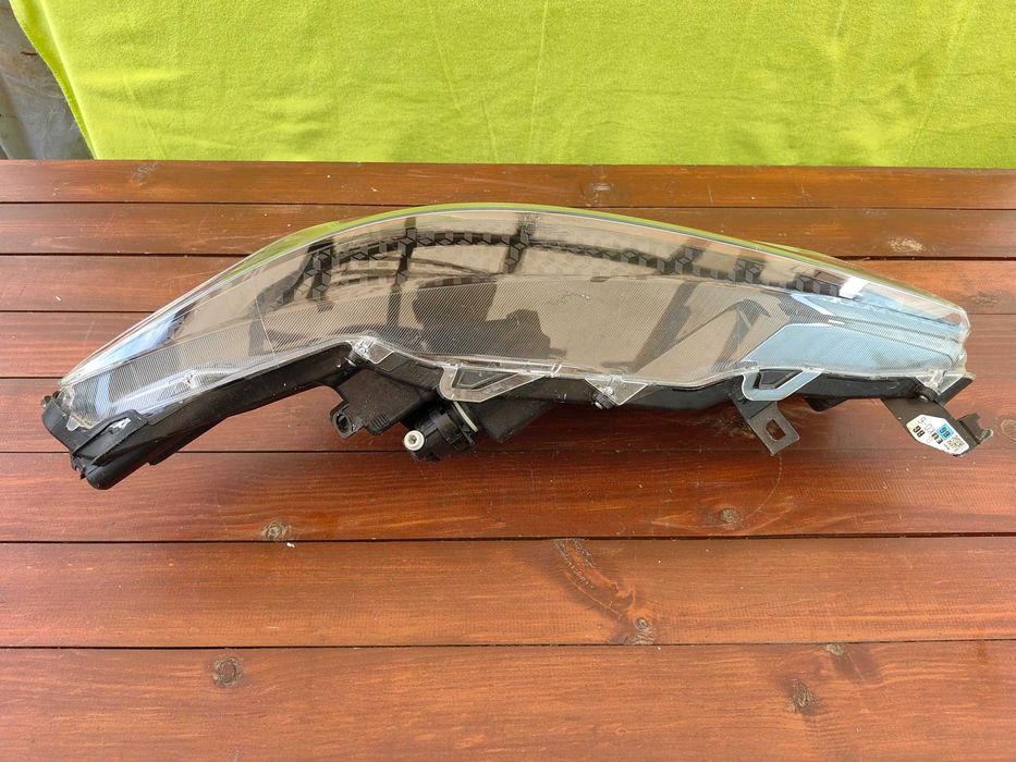 Фар за Toyota Yaris 2020 / Тойота Ярис 2020