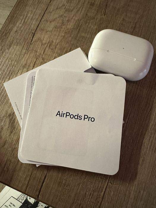 Слушалки AirPodsPro
