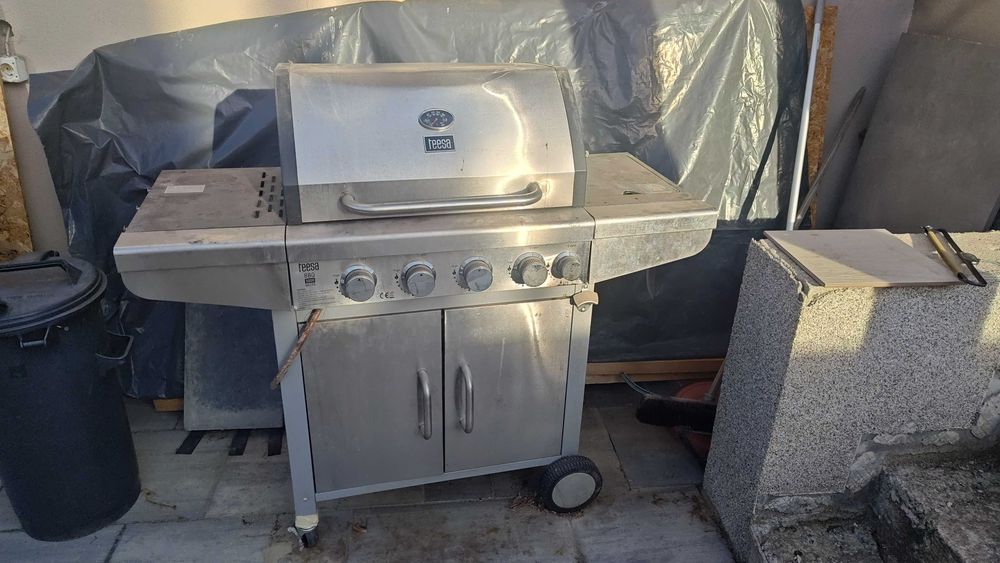 Grill gaz 5 arzatoare BBQ 5000 Master Grill Teesa