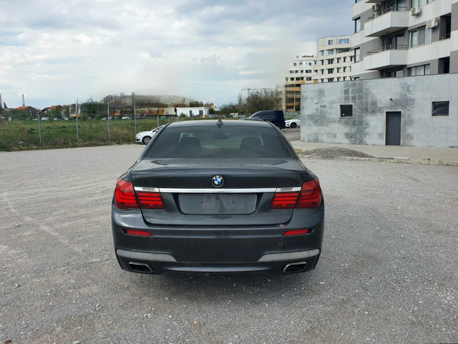 BMW 740D 313hp. M-paket 2015