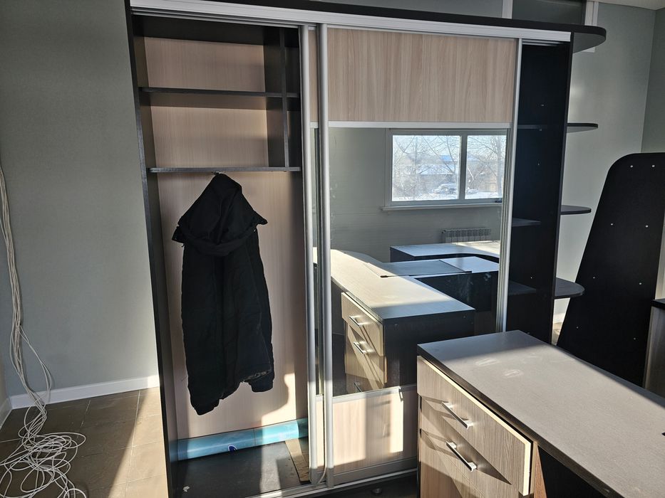 Шкаф купе в отличном состоянии