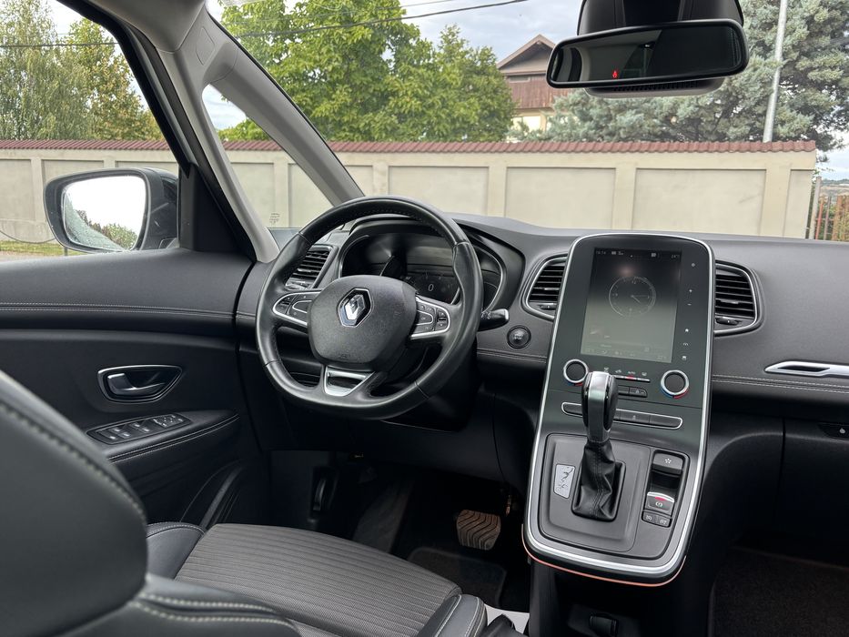 Renault grand scenic 1.3 tce 2019 RATE 7 loc euro6 alb berlat panoramic