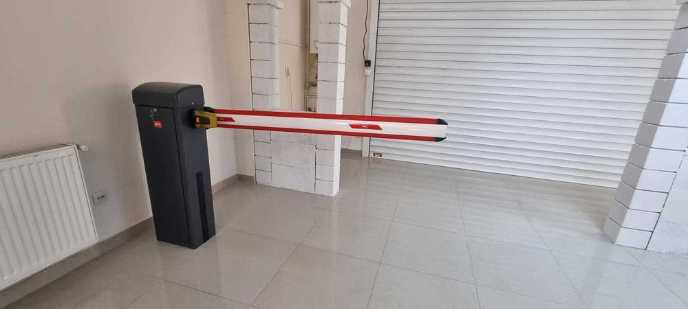 Usa la garaj, Bariera auto