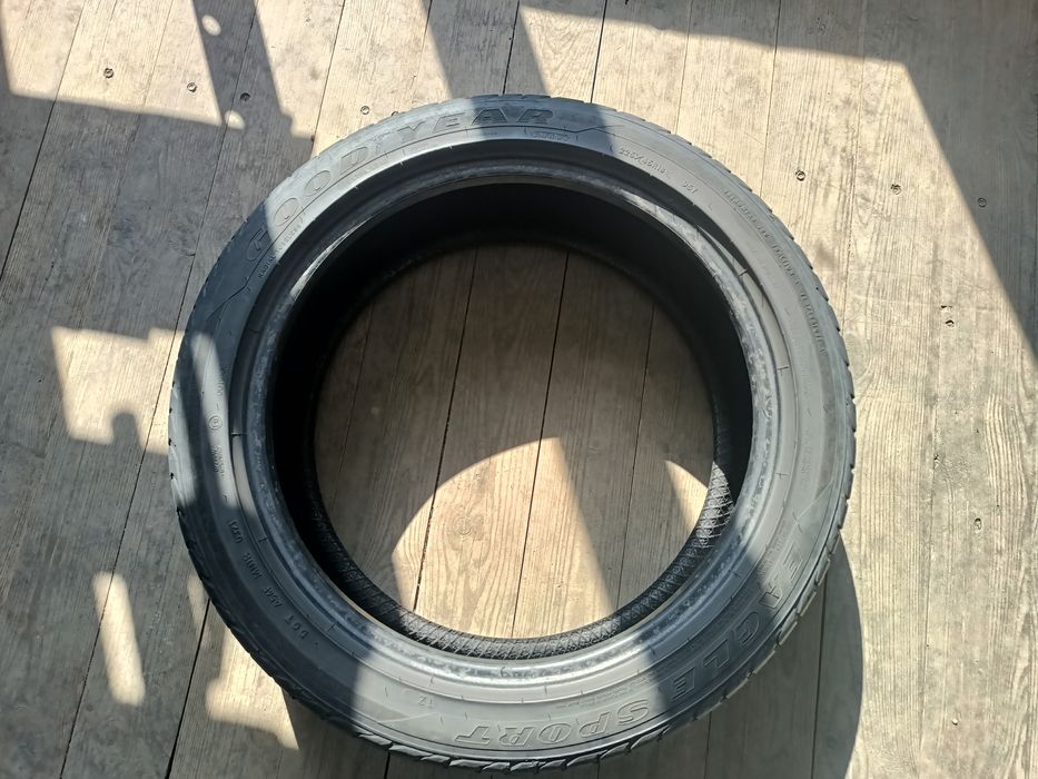 Goodyear Eagle Sport TZ 225/45 R18