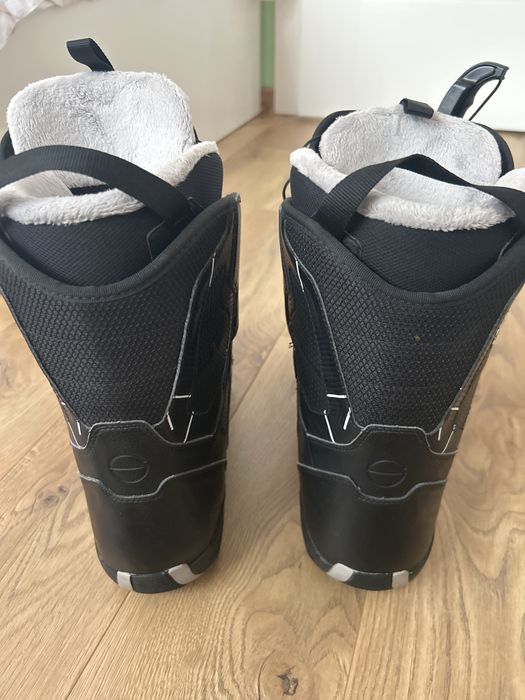 Salomon solace snowboard shoes