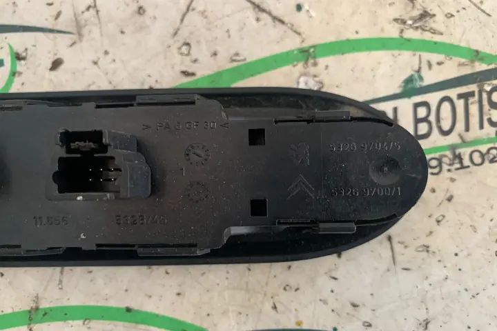 Butoane geam sofer 5326 970475 Peugeot 407 2006 2.0 HDi MT (136 hp)