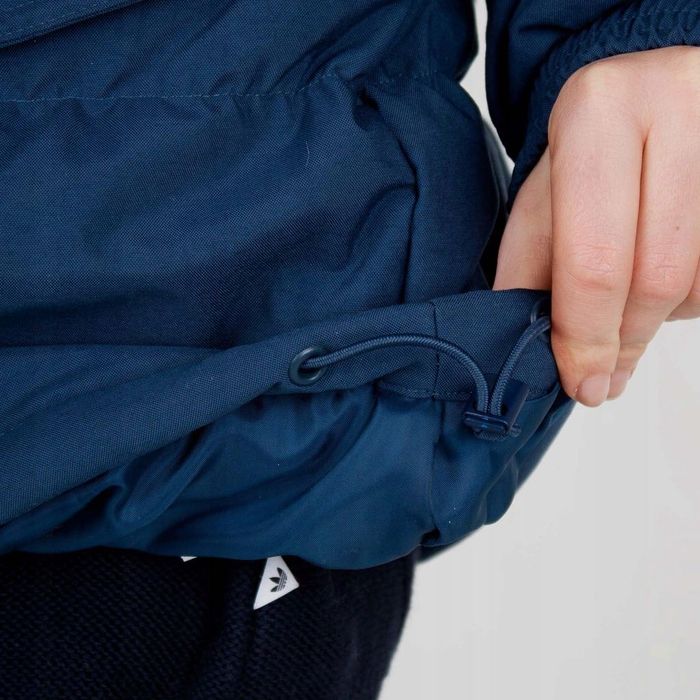 Зимно дамски яке adidas с пух