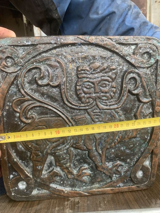 Антична плоча релеф