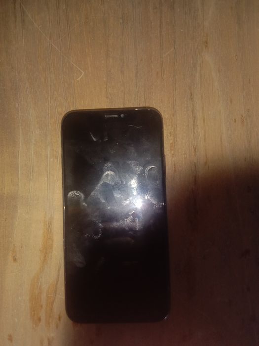 Продам телефон айфон х