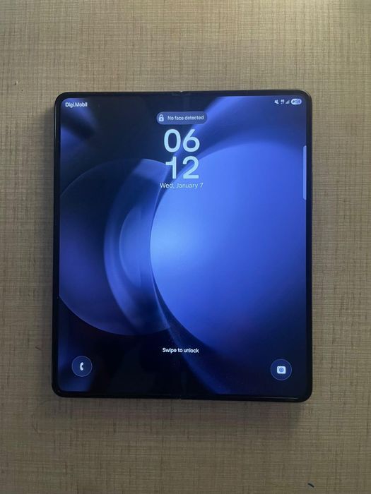 Samsung Galaxy Z Fold 5 – Funcționează perfect