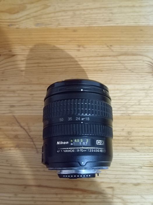 aparat foto Nikon D90 + obiectiv Nikon af-s 18-70mm+rucsac pentru camera