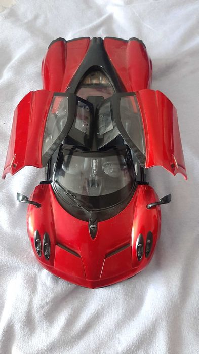 Masinuta Pagani cu telecomanda