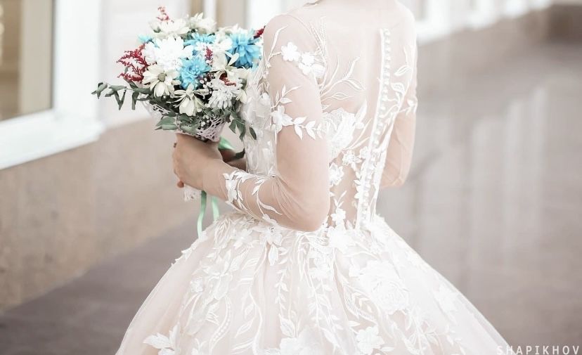 Продам свадебное платье размер 42-44