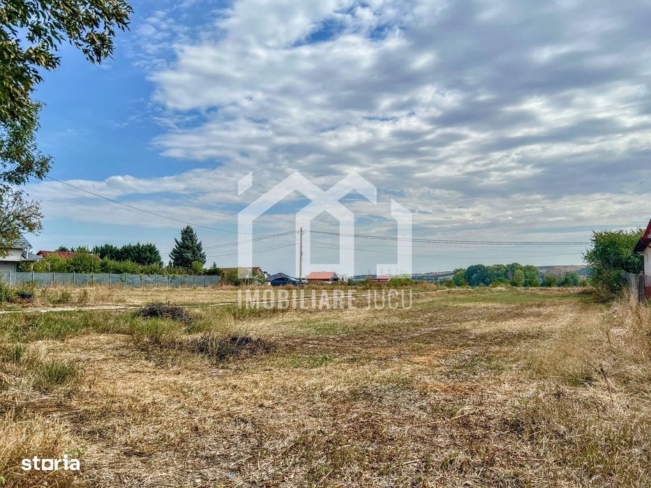 Loc de casa Jucu de Mijloc zona Panemar,  1129 mp | 14m front | asfalt