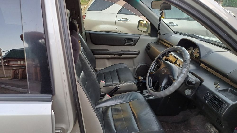 Ниссан х-трейл в хорошем состояний