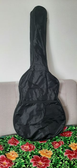 Гитара 3/4 в хорошем состоянии
