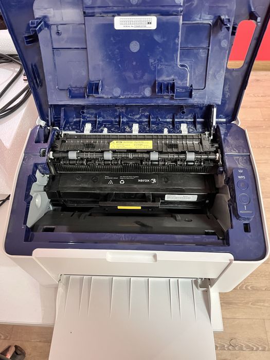 Продам принтер ксерокс