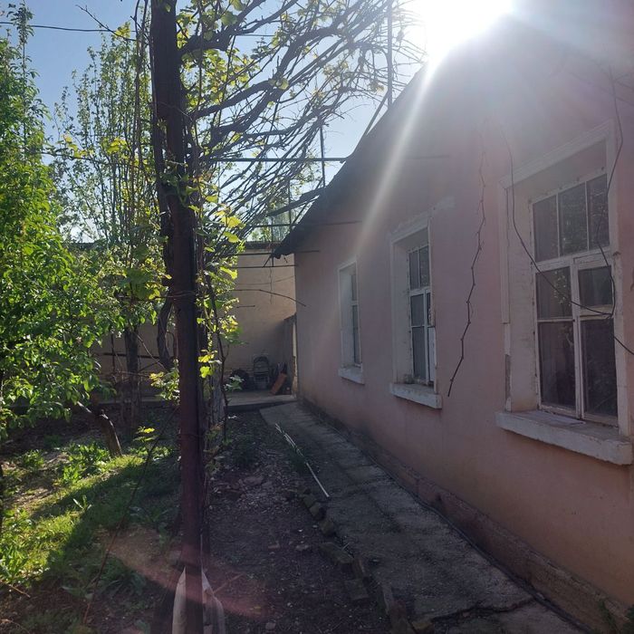 Hovli uy joy yaxwi rayonda