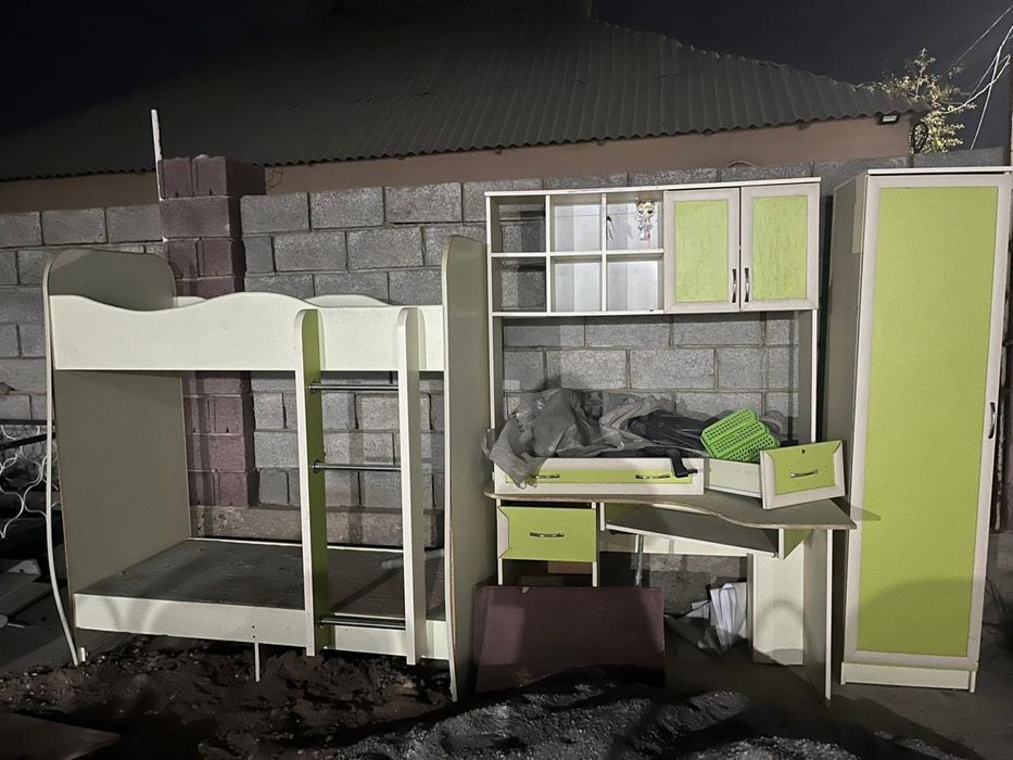 Деткая мебель.состряние среднее