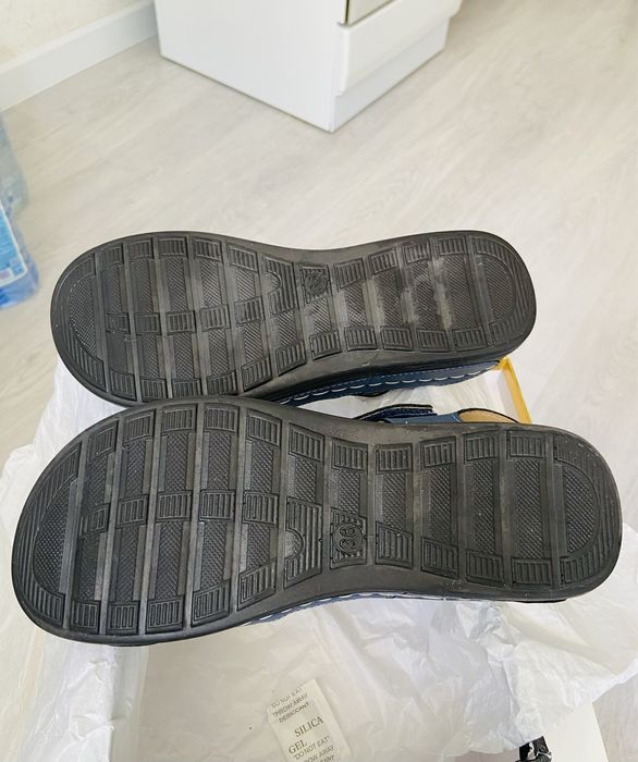 женские обувьки.