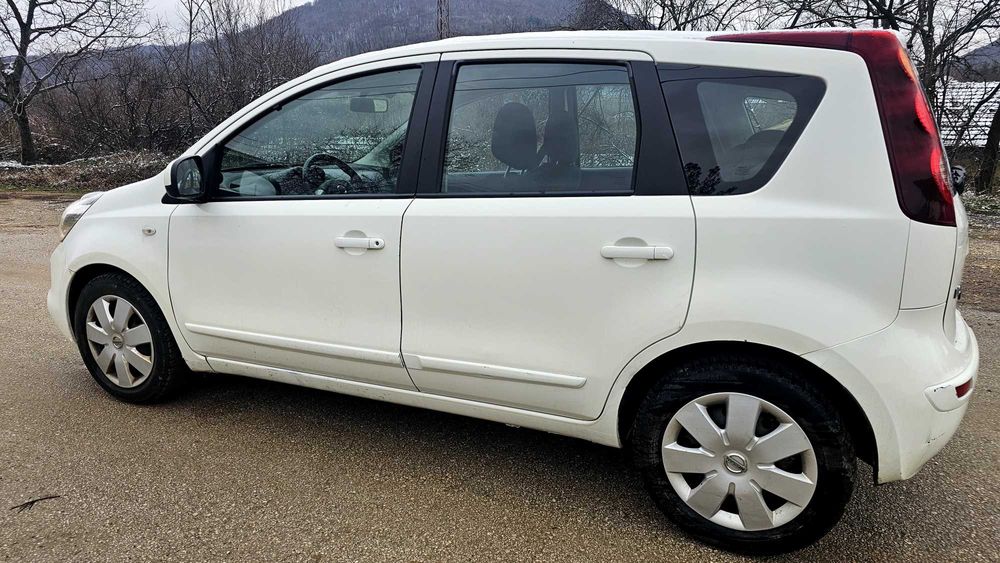 Nissan note 1.3бензин