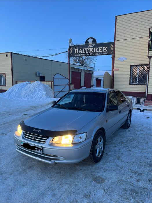 Продам Toyota Camry 25