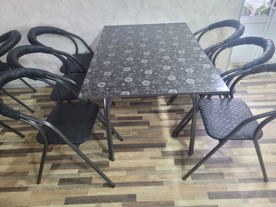 Stol stul sotiladi 6/1