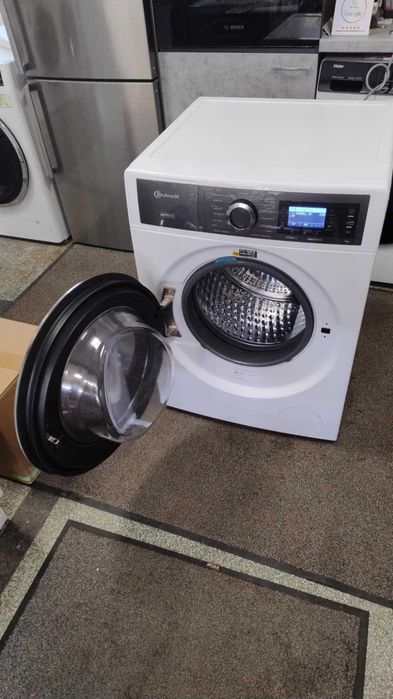 A+++ Пералня машина Bauknecht 9 кг 1400 об/мин AutoDose Steam Refresh