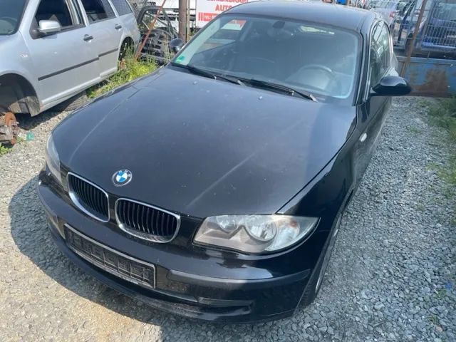 Dezmembrez BMW seria1 E87 116 I 2008