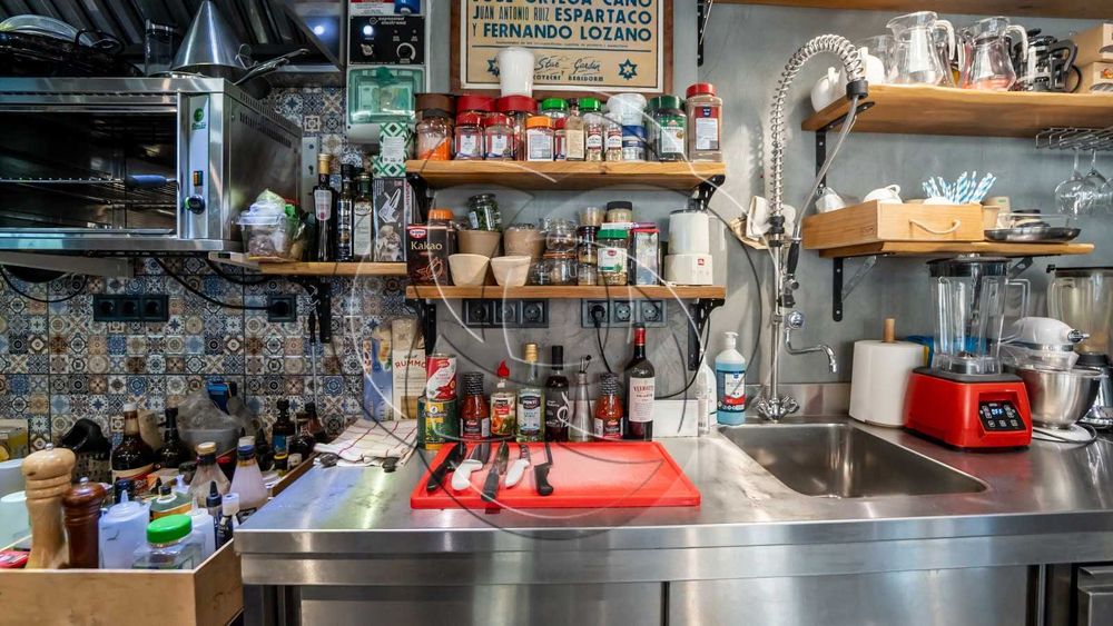 Дава се под наем Магазин в София, Симеоново - 163 кв.м за 3490.95 € - Снимка #7