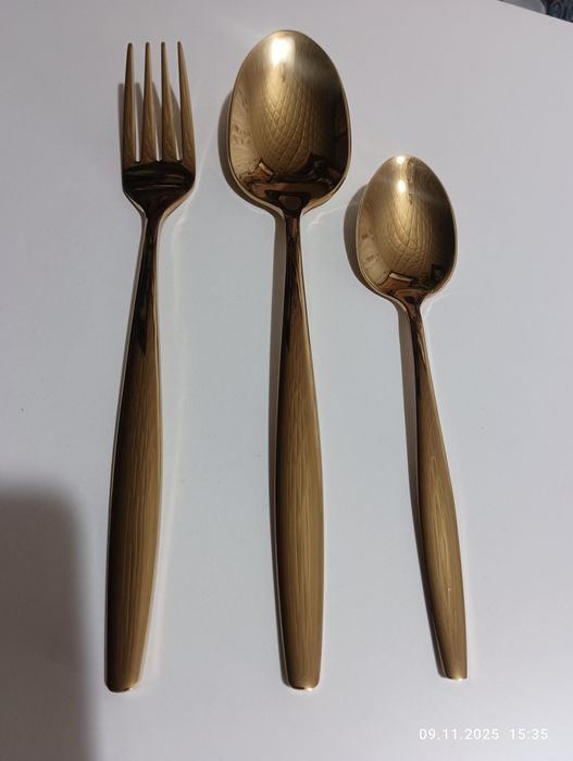 Набор столовый,  золотистый..