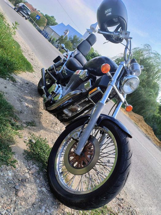 Suzuki Intruder 1400 VS
