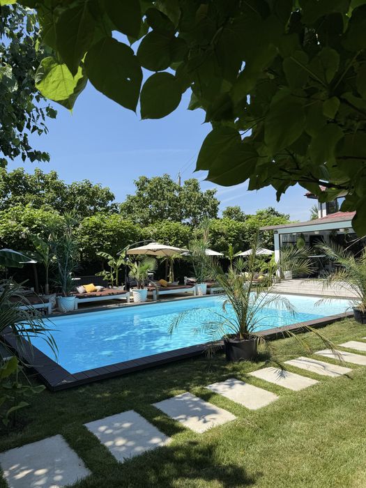 Vila Petreceri - Jardin Lys