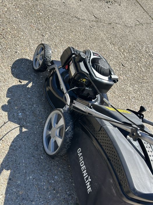 Бензинова самоходна косачка Briggs&Stratton