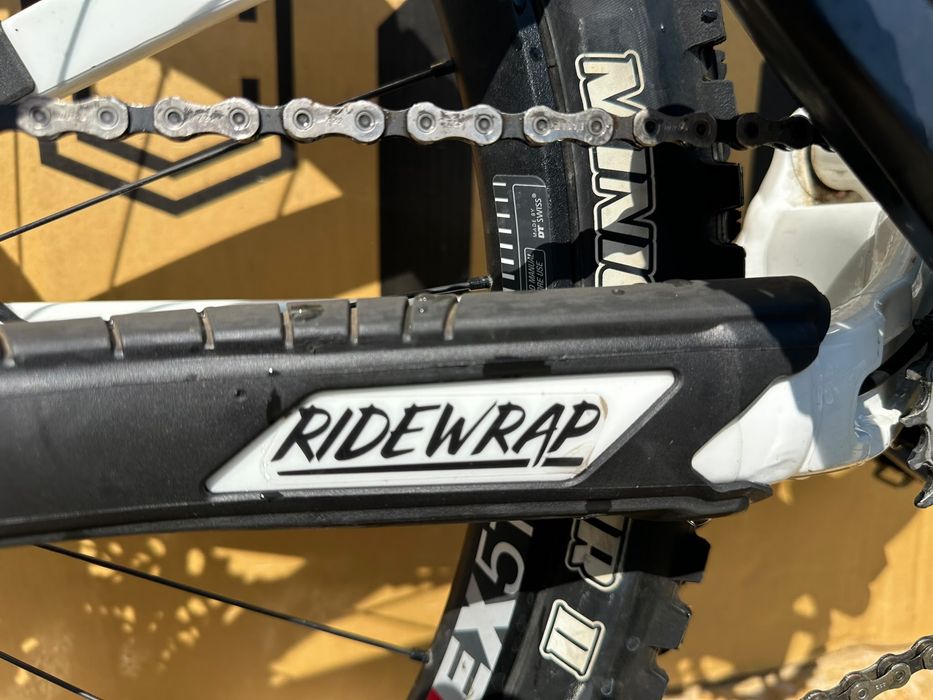 Commencal meta sx v4 race pure white