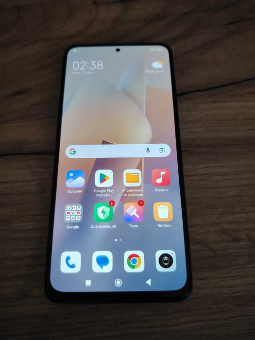 Продавам Redmi Note 11 Pro 5G