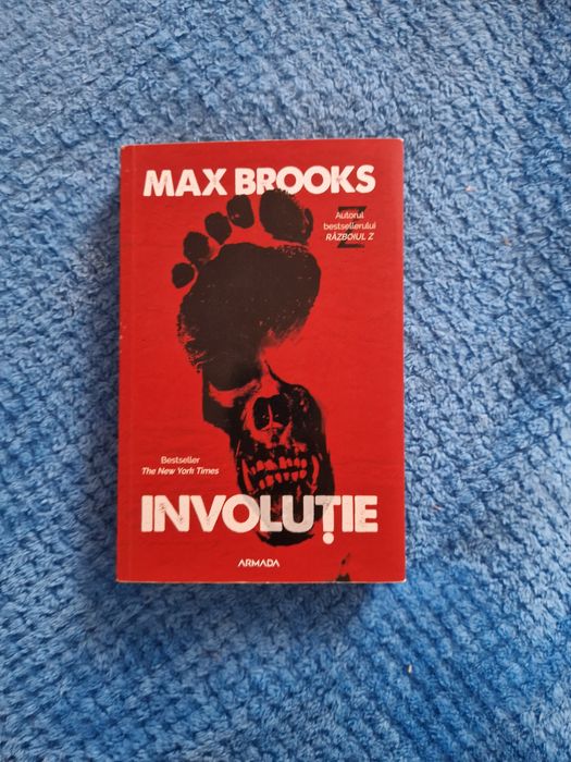 Involuție de Max Brooks