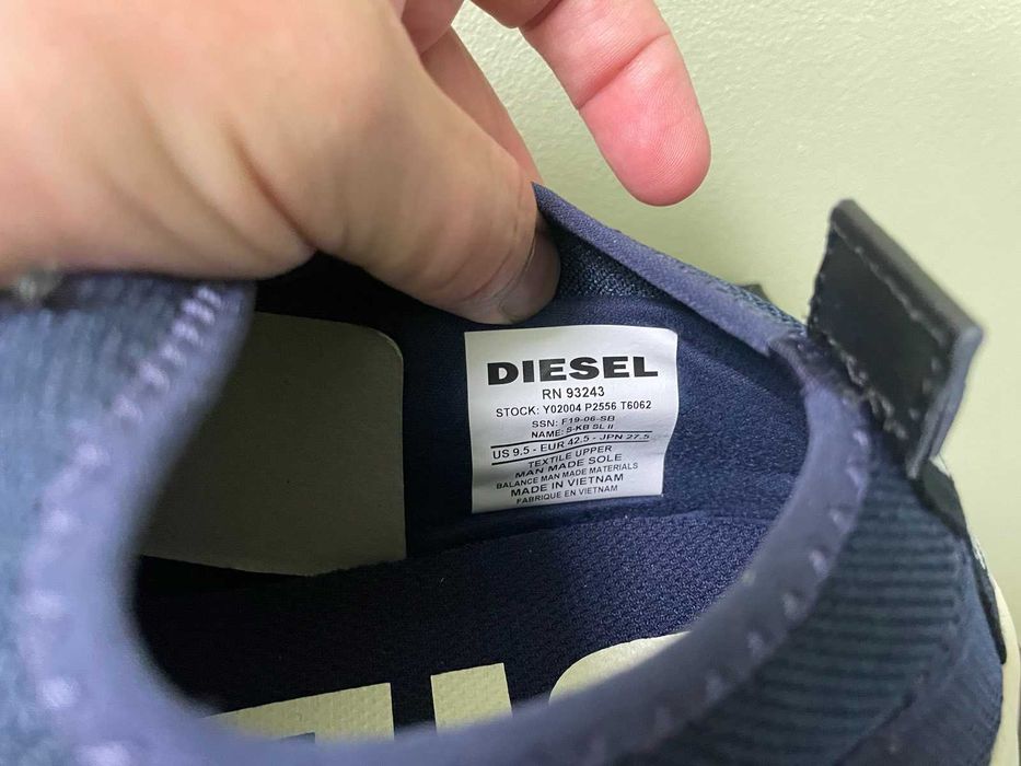 Оригинални мъжки маратонки DIESEL  нови с кутия 42.5 номер