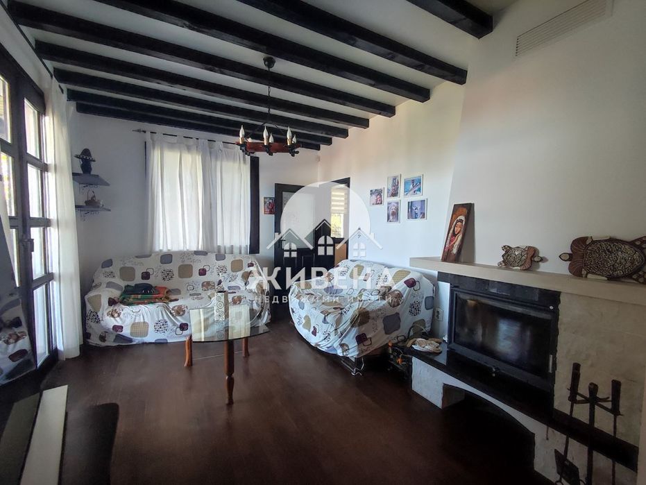 Продава реновирана обзаведена къща в с.Болярци, площ 134 кв.м