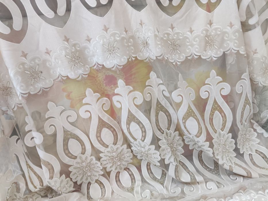 Продаются готовые занавески. Территориально Юнусабад.