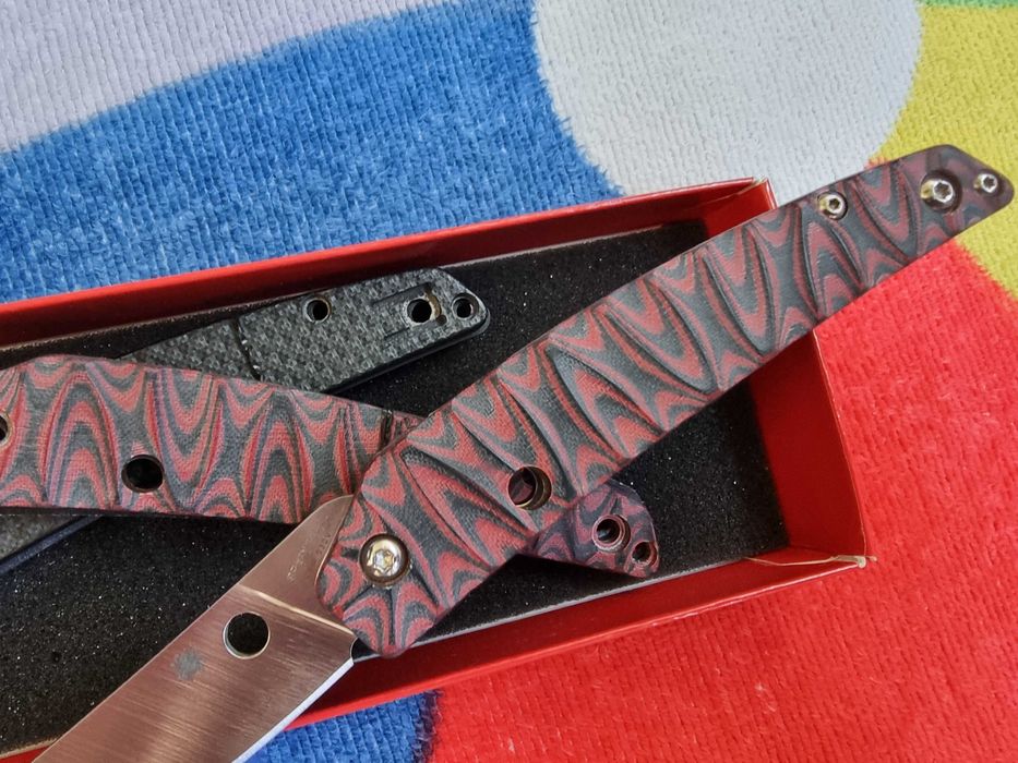 Spyderco Ikuchi cu plasele custom din G10